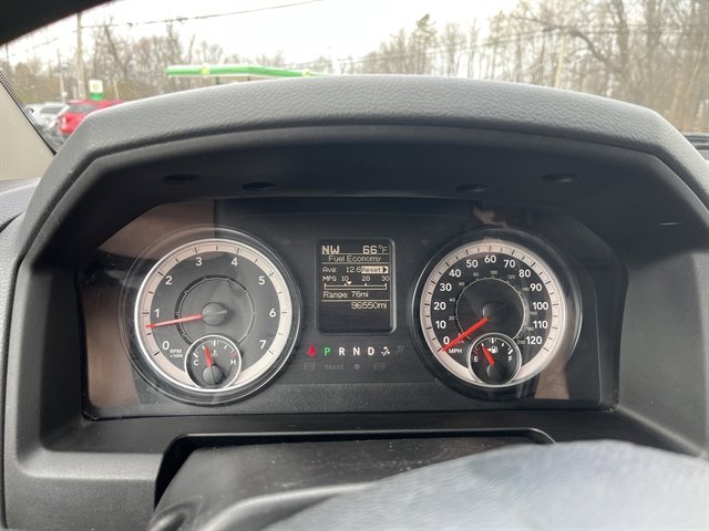 Used 2016 RAM 3500 Tradesman w/ Chrome Appearance Group image 21