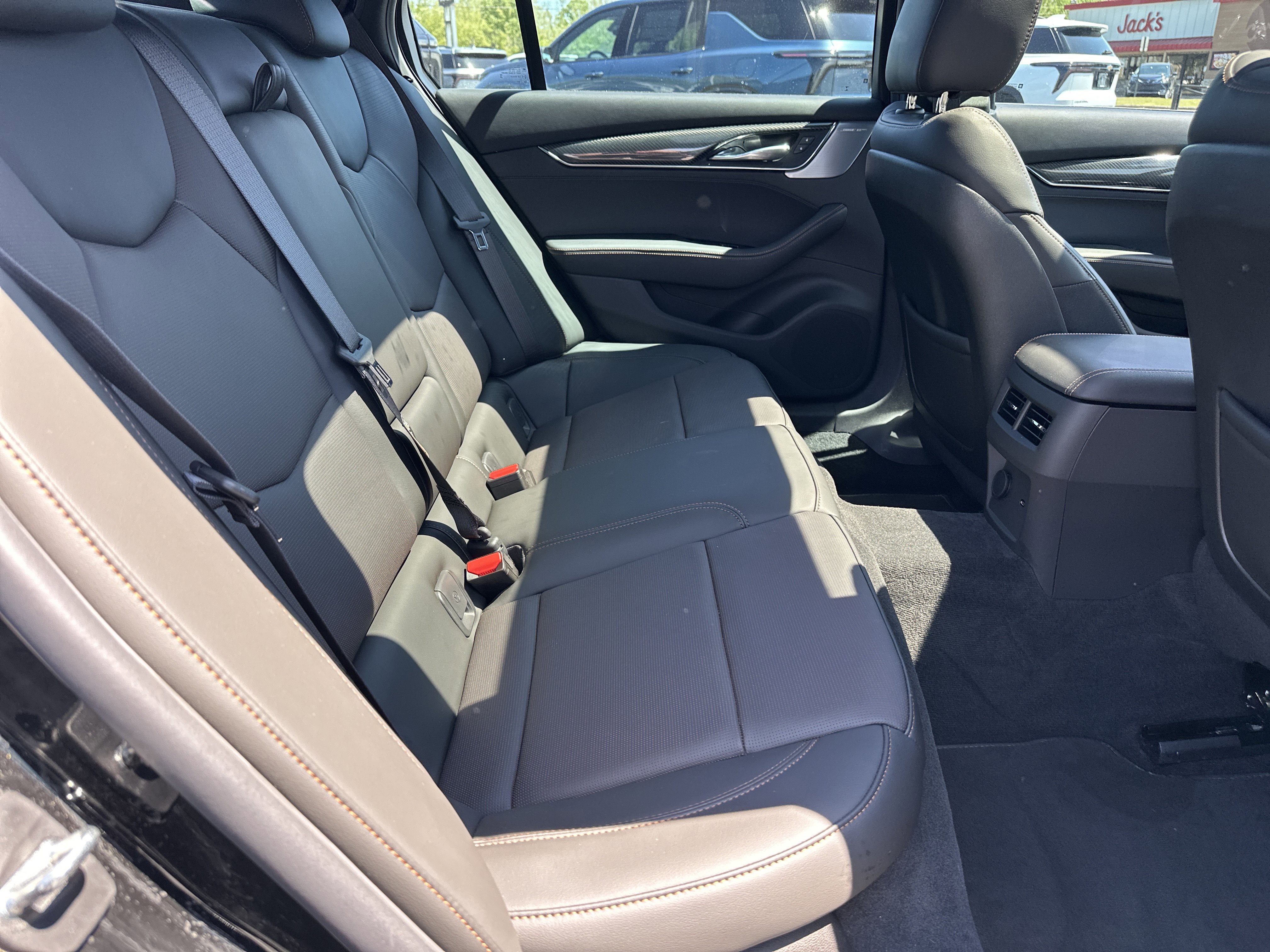Used 2024 Cadillac CT5 V w/ Premium Package RWD image 16
