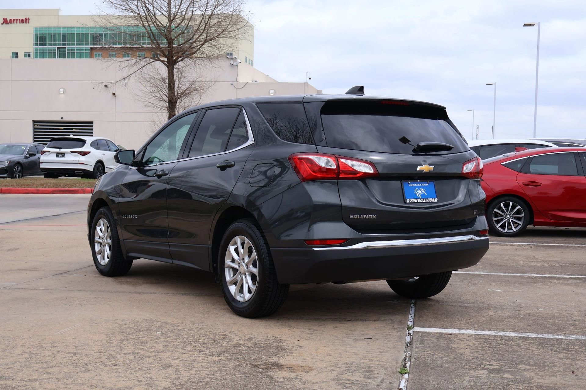Used 2020 Chevrolet Equinox LT w/ LPO, Floor Liner Package FWD image 4
