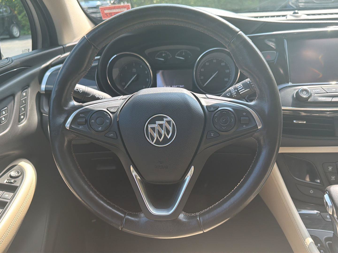 Certified 2018 Buick Envision Essence AWD/4WD image 31
