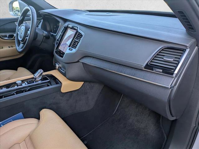 Used 2024 Volvo XC90 B6 Ultimate image 22