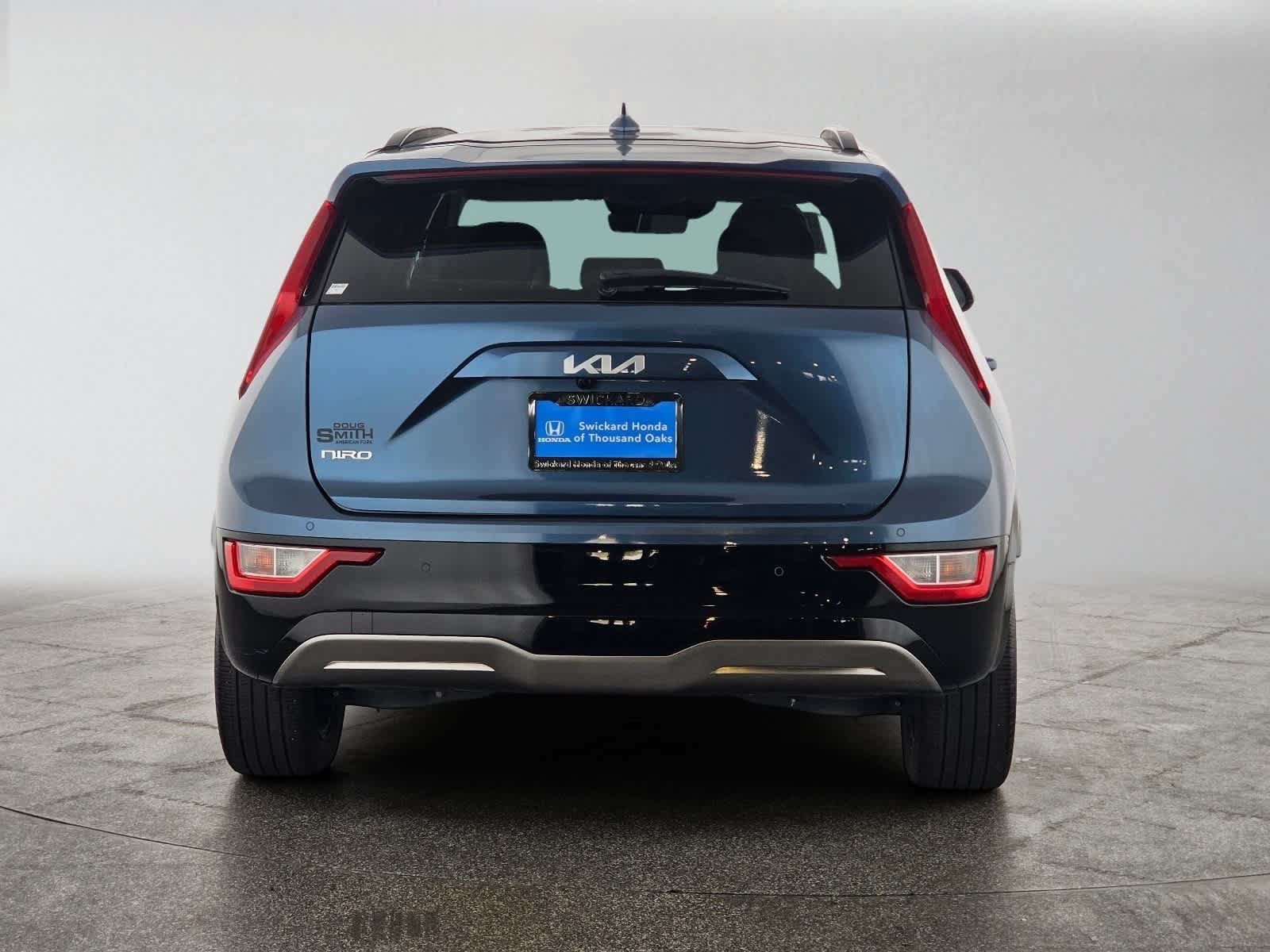 Used 2023 Kia Niro Wind w/ Wind Preserve Package FWD image 4