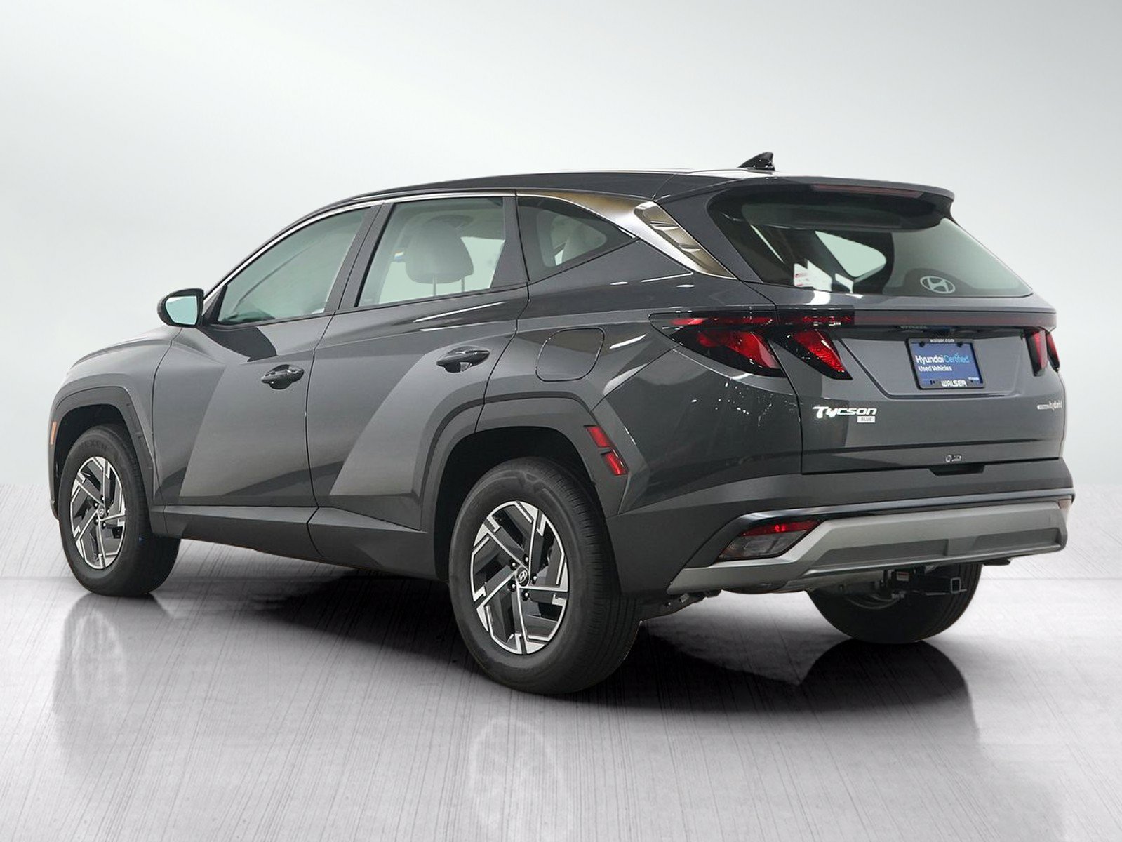 Certified 2026 Hyundai Tucson Blue SE w/ Tow & Go Package AWD/4WD image 3