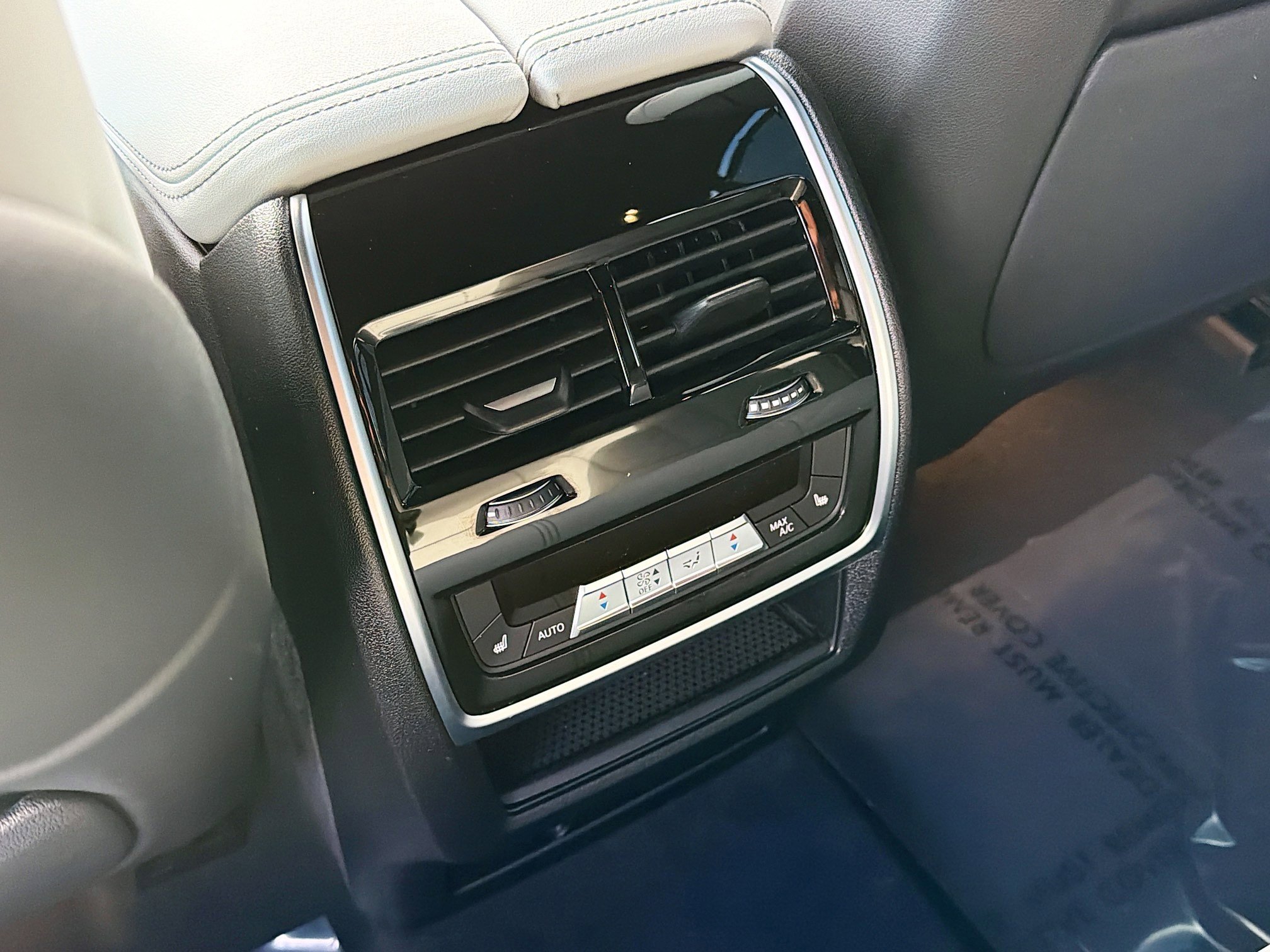 New 2026 BMW X5 xDrive50e w/ Executive Package image 20