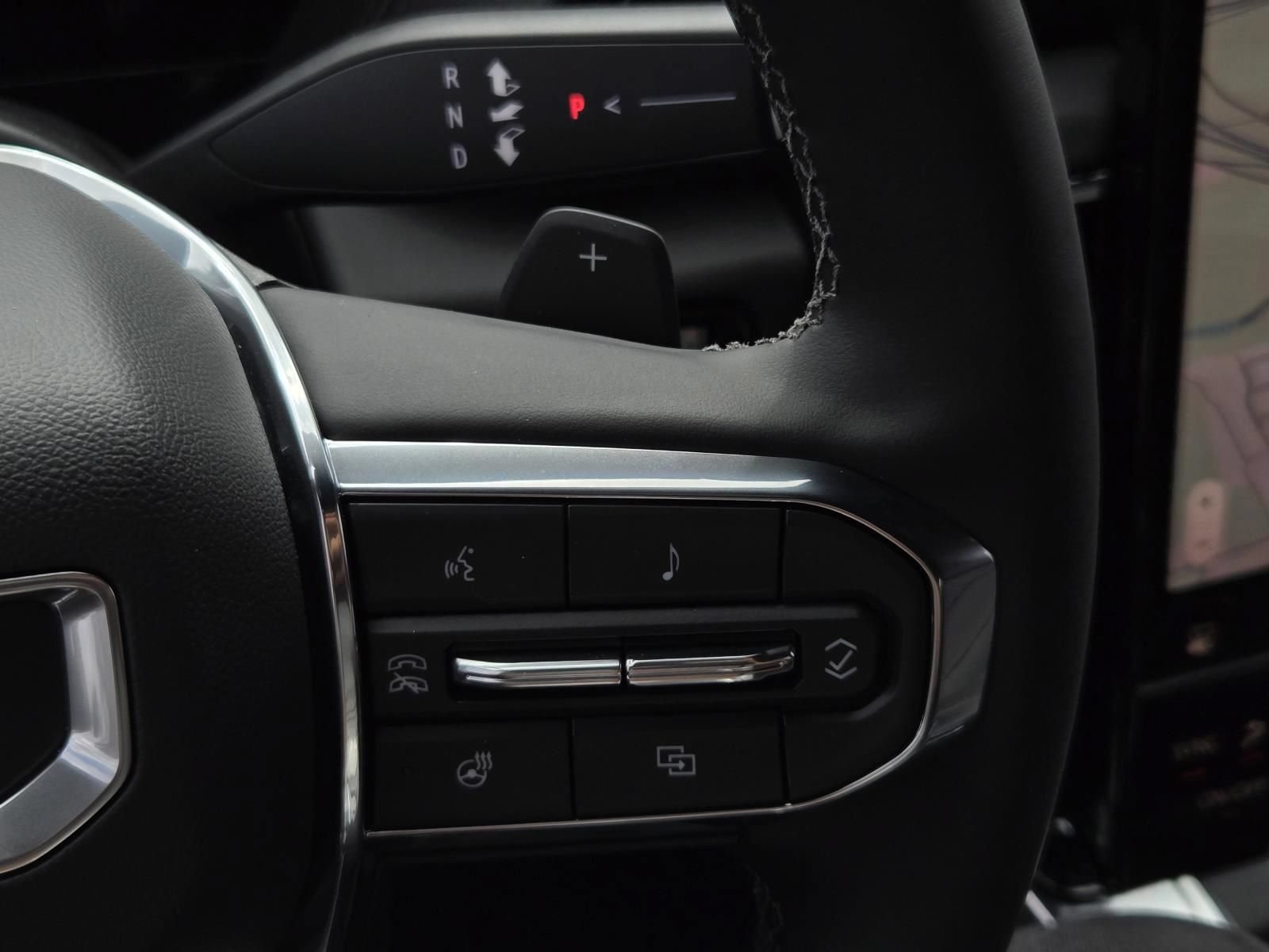 New 2026 GMC Yukon XL Denali w/ Denali Reserve Package RWD image 16