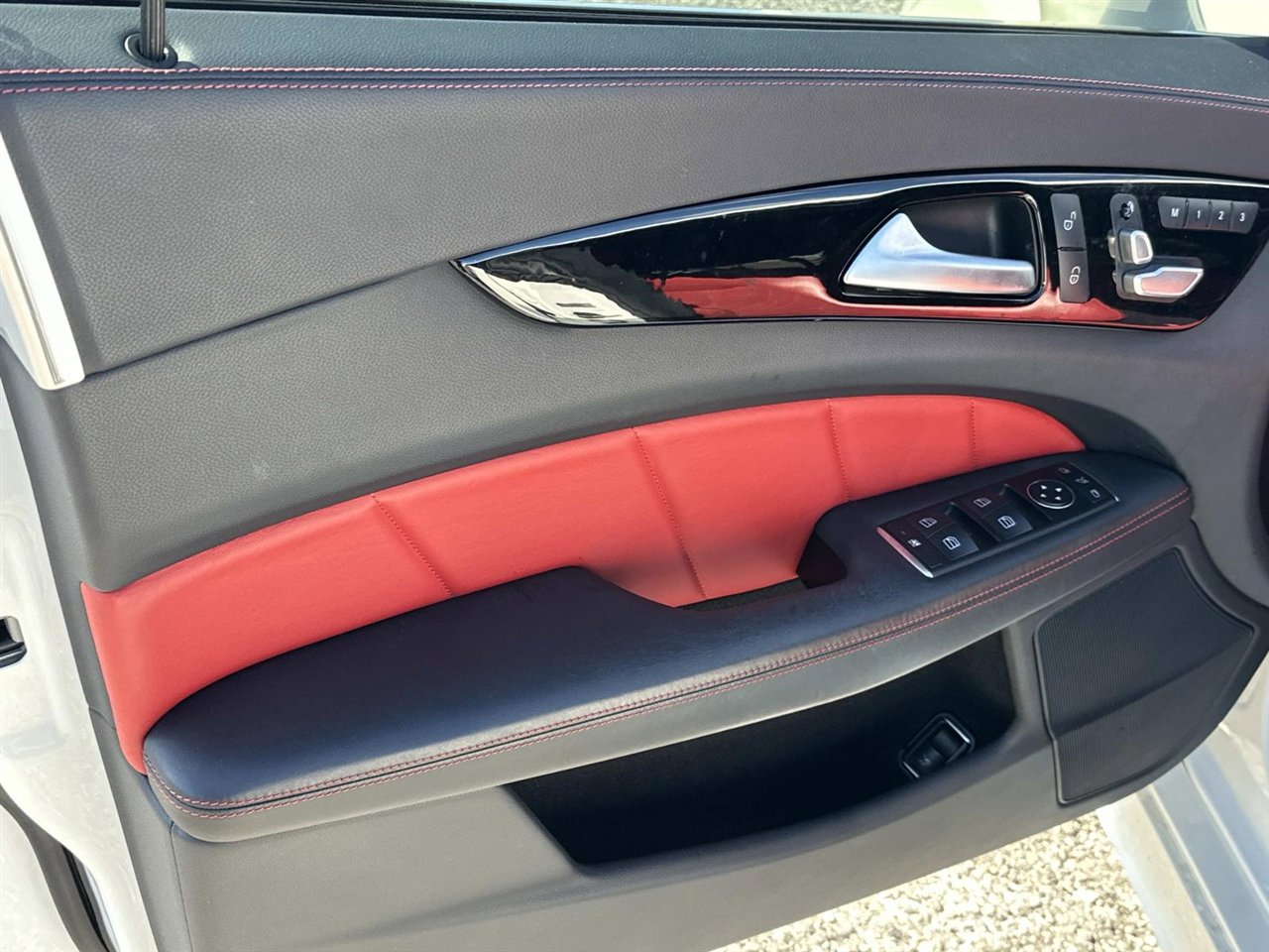 Used 2015 Mercedes-Benz CLS 400 image 10