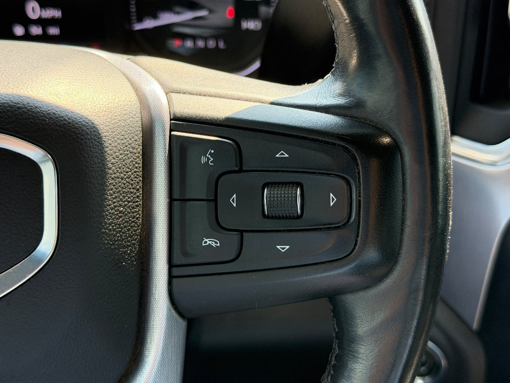 Used 2019 GMC Sierra 1500 SLT w/ SLT Premium Plus Package AWD/4WD image 9