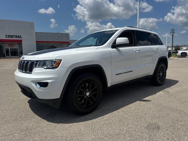 Used 2021 Jeep Grand Cherokee Laredo RWD image 2