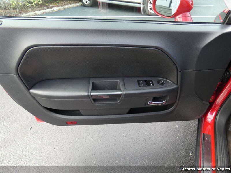 Used 2011 Dodge Challenger RWD image 41