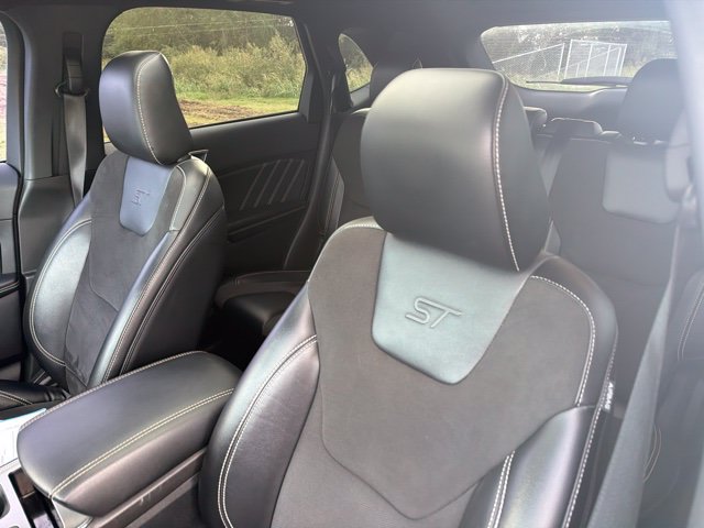 Used 2021 Ford Edge ST w/ Equipment Group 401A AWD/4WD image 11