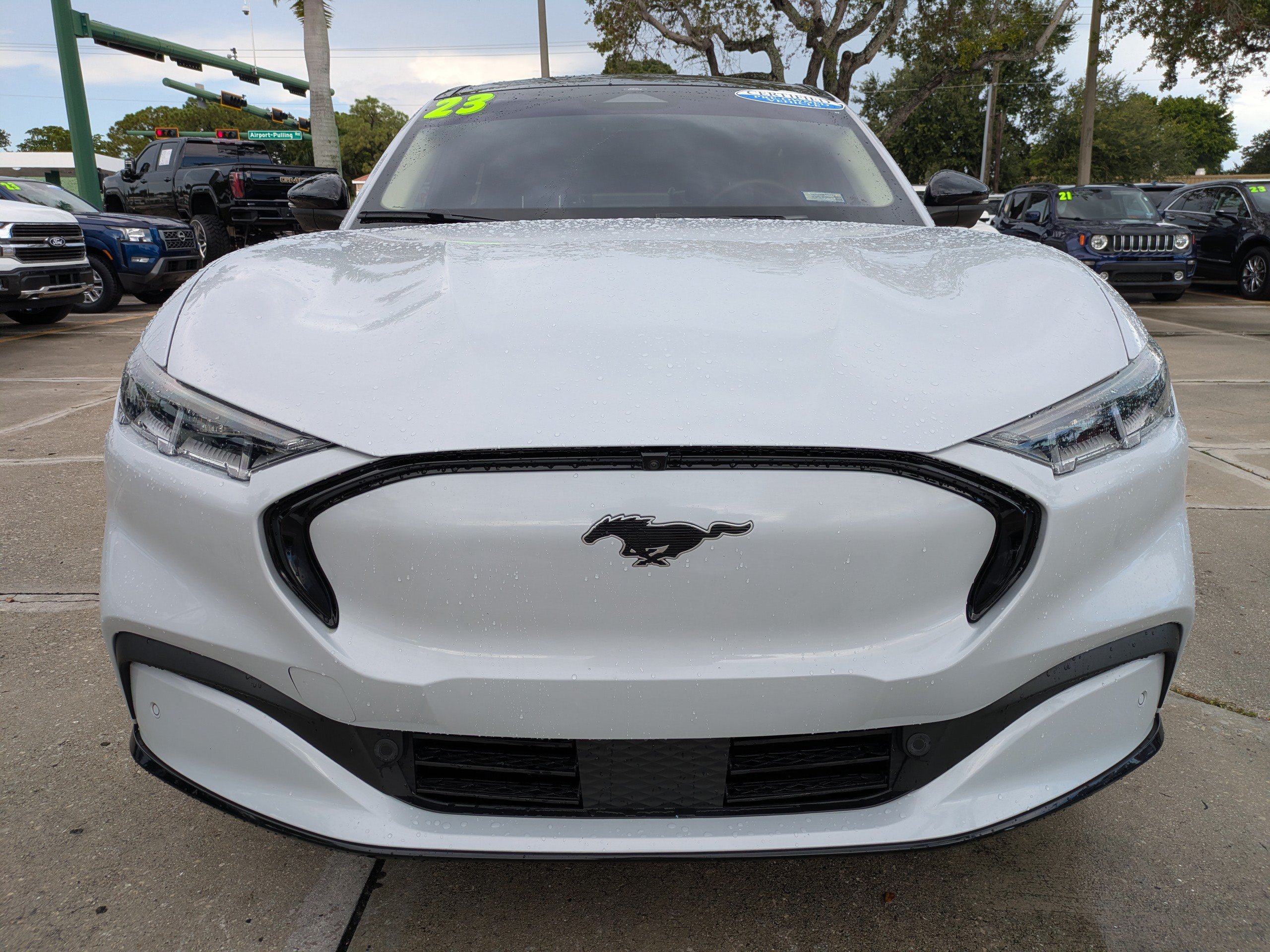Used 2023 Ford Mustang Mach-E Premium RWD image 8