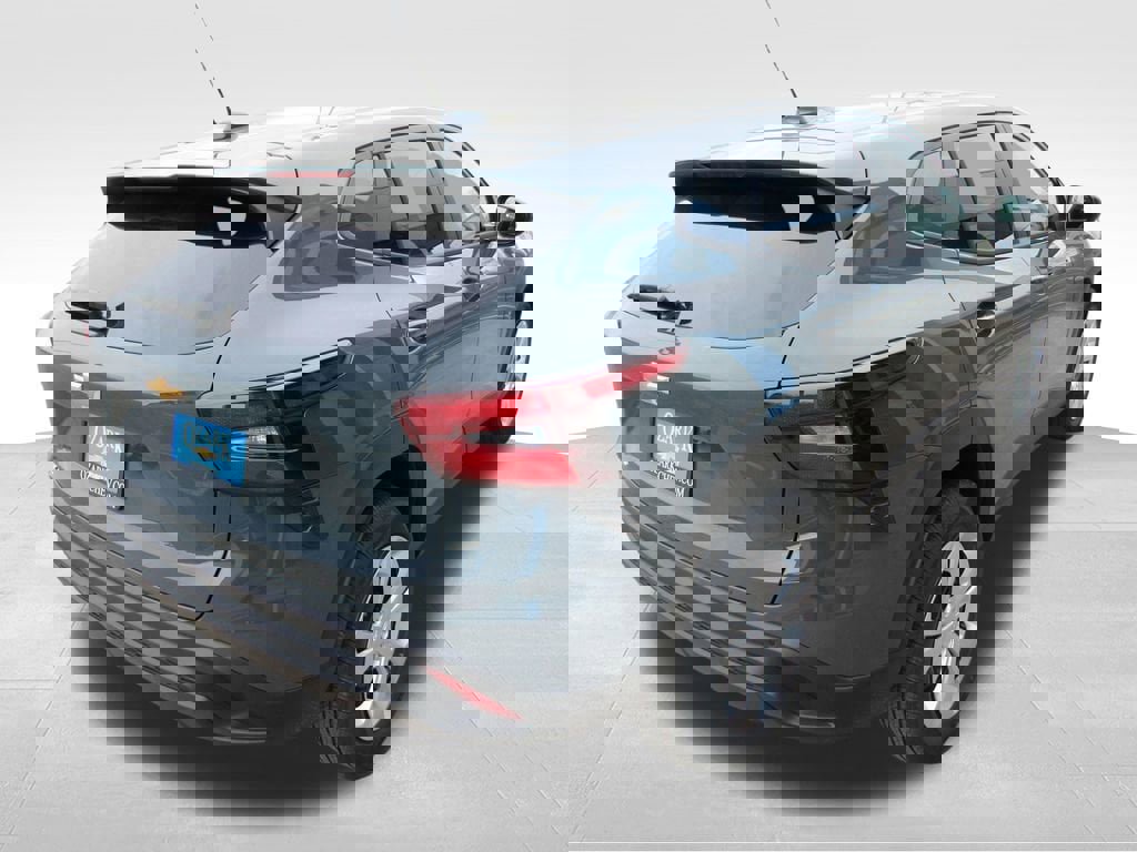 New 2026 Chevrolet Trax LS w/ Driver Confidence Package FWD image 5