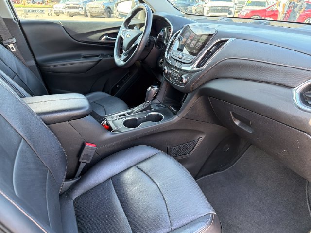 Used 2018 Chevrolet Equinox Premier FWD image 24
