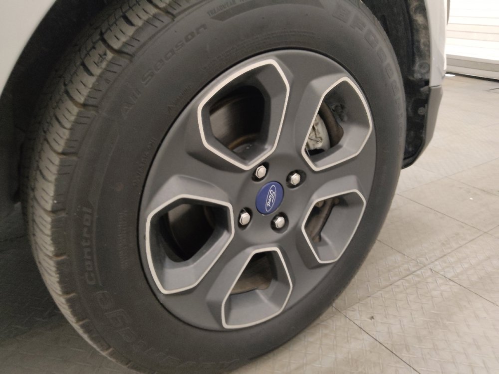 Used 2020 Ford EcoSport S FWD image 31