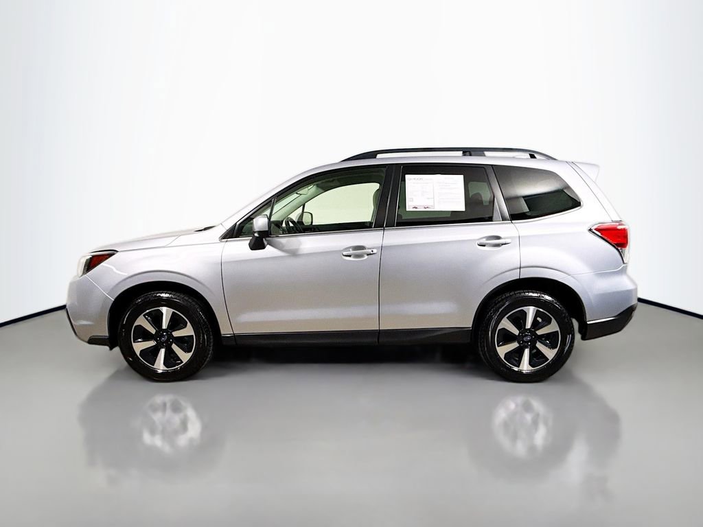 Used 2017 Subaru Forester 2.5i Limited w/ Popular Package #2 image 4