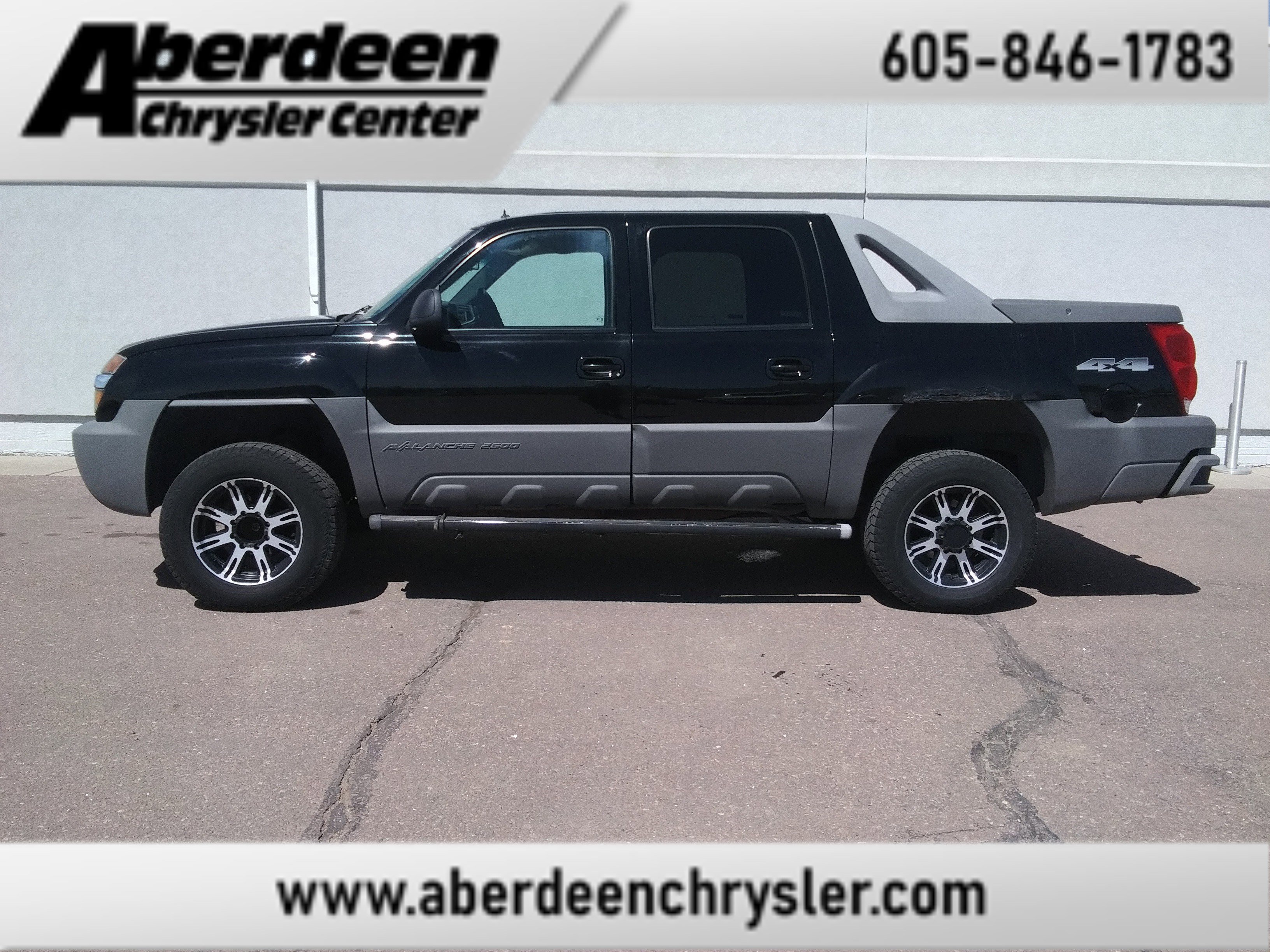 Used 2002 Chevrolet Avalanche 2500 w/ Convenience Pkg