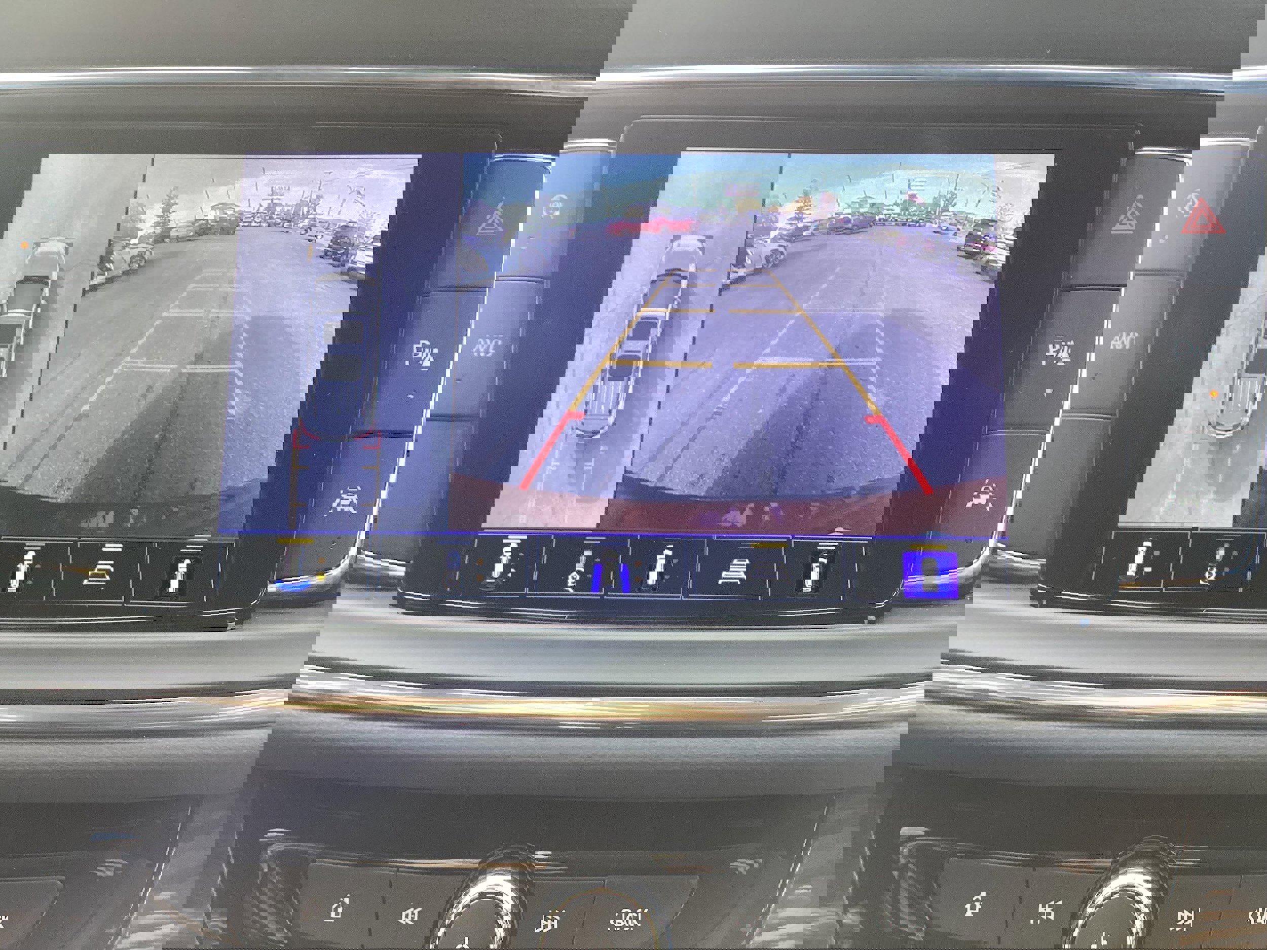 Used 2024 Buick Enclave Premium image 23