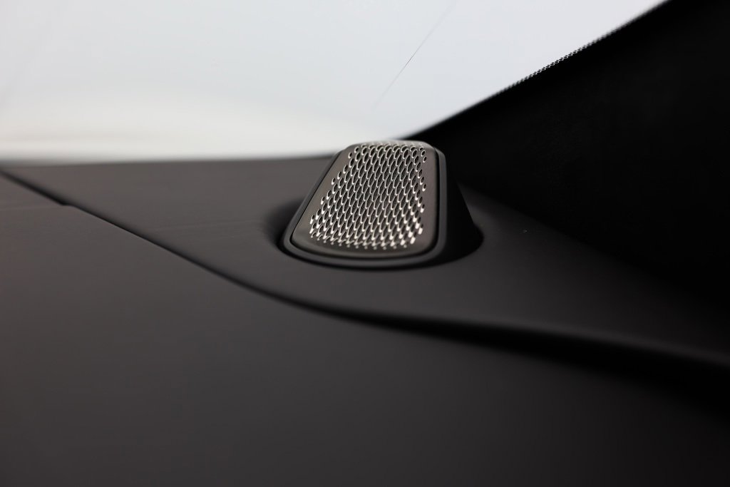 New 2025 Aston Martin V8 Vantage Coupe image 23