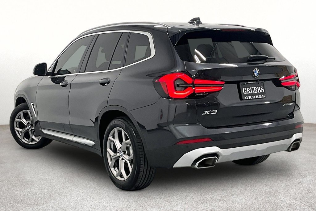 Used 2022 BMW X3 xDrive30i w/ Convenience Package w/ZPA AWD/4WD image 12