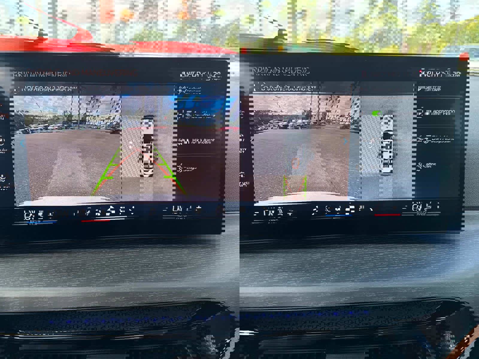 Certified 2025 BMW 330i Sedan w/ Convenience Package image 24