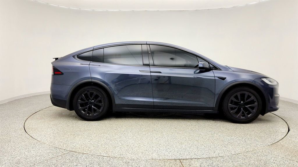 Used 2022 Tesla Model X image 4