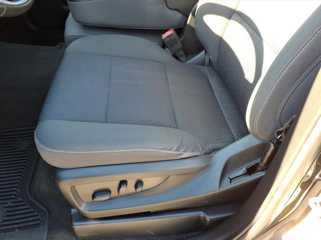 Used 2018 Chevrolet Silverado 1500 LT w/ All Star Edition image 25