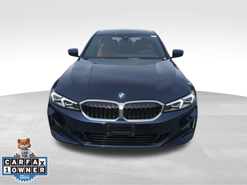 Used 2023 BMW 330i xDrive Sedan w/ Premium Package image 9