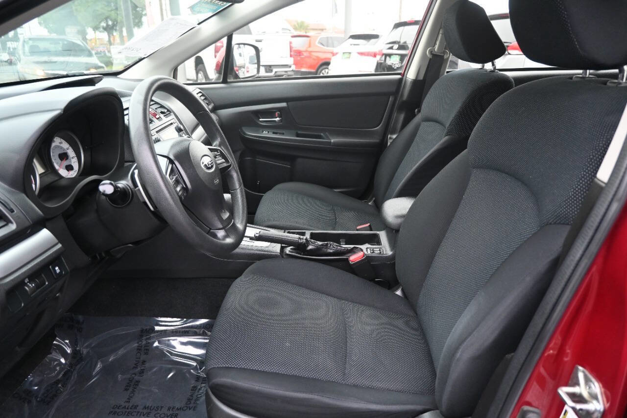 Used 2013 Subaru Impreza 2.0i Premium w/ All-Weather Pkg AWD/4WD image 10