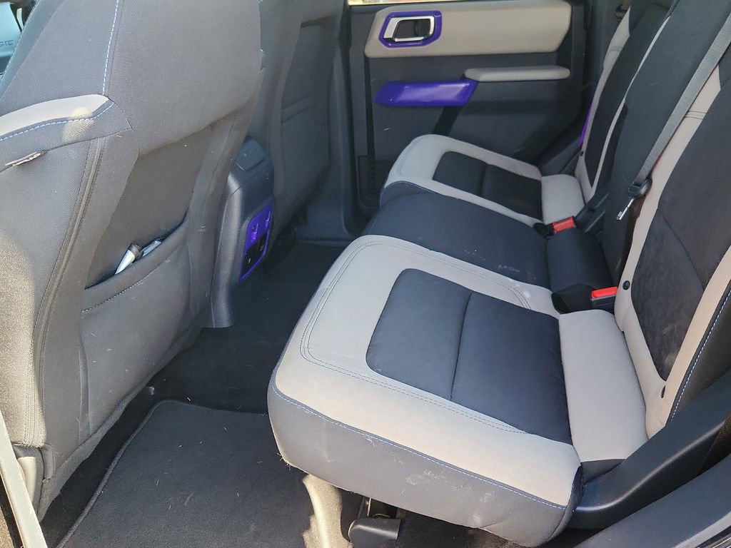 Used 2022 Ford Bronco Wildtrak image 9