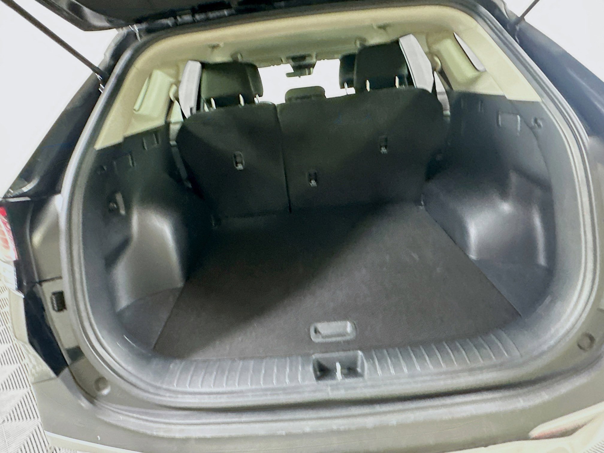 Used 2025 Kia Sportage LX image 27