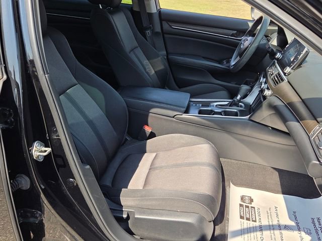 Used 2018 Honda Accord EX image 15