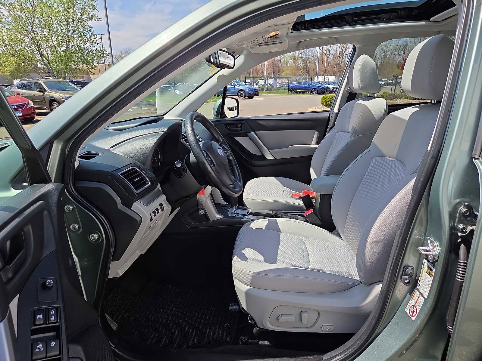 Used 2016 Subaru Forester 2.5i Premium image 14