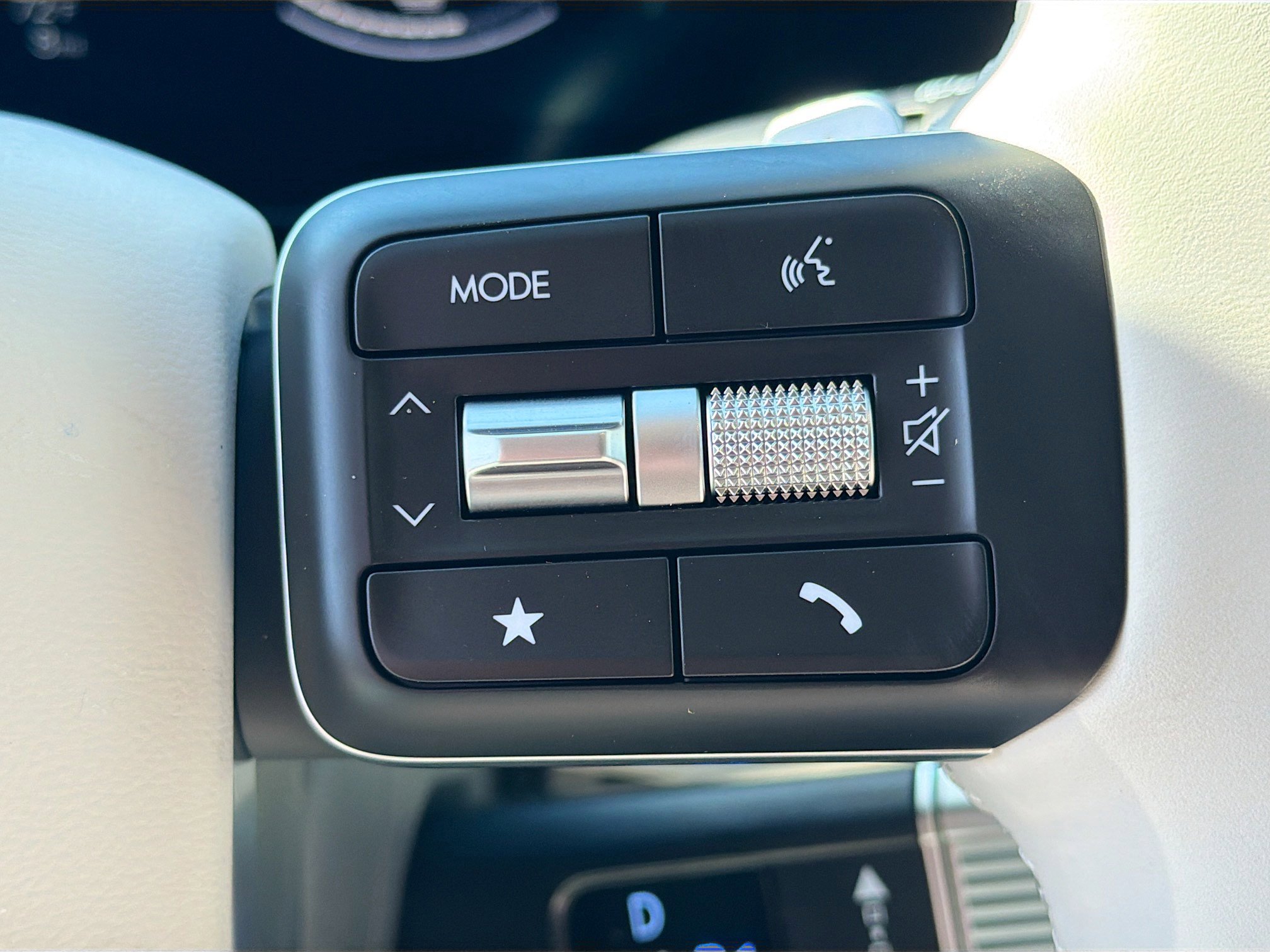 New 2026 Hyundai Santa Fe SE FWD image 34