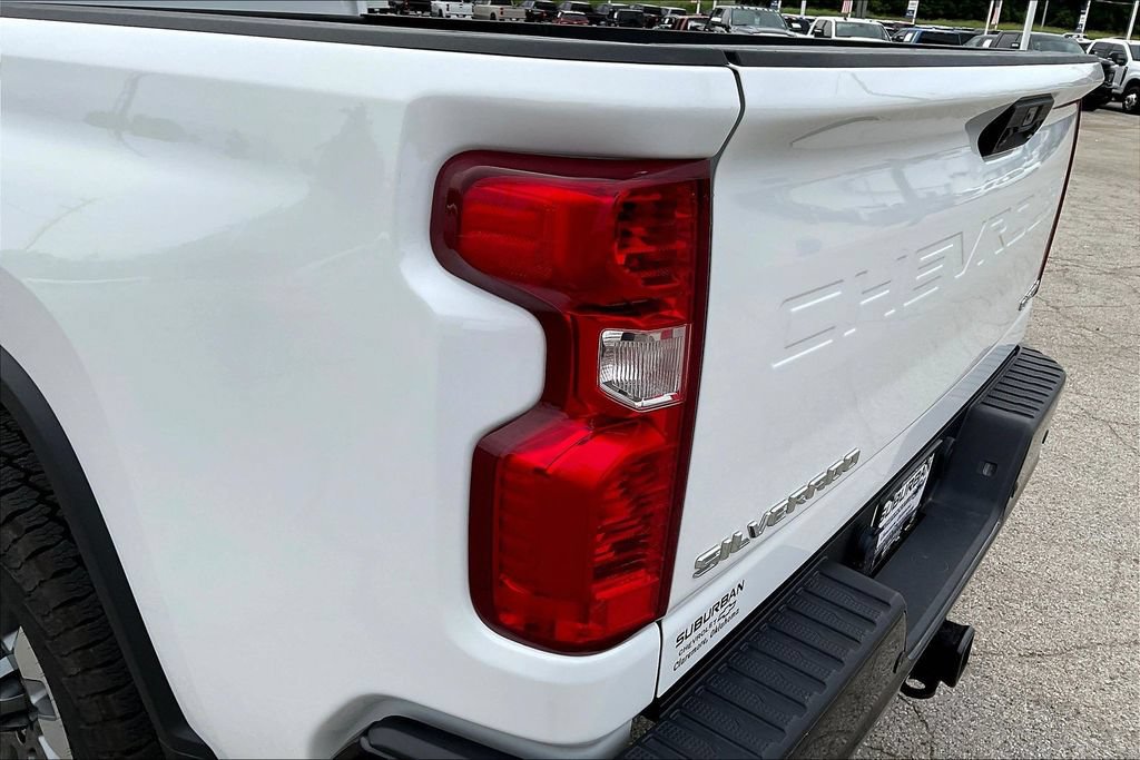 Used 2025 Chevrolet Silverado 2500 Custom w/ Custom Value Package AWD/4WD image 27