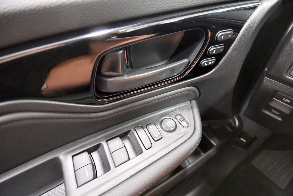 New 2026 Honda Odyssey Touring image 18