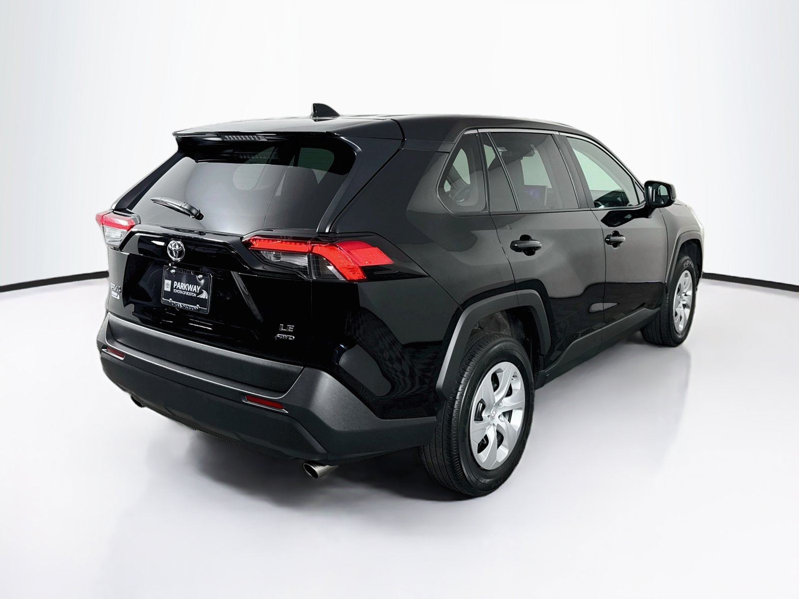 Certified 2025 Toyota RAV4 LE AWD/4WD image 6