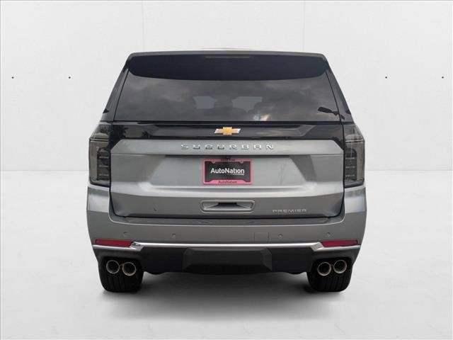 New 2025 Chevrolet Suburban Premier image 7