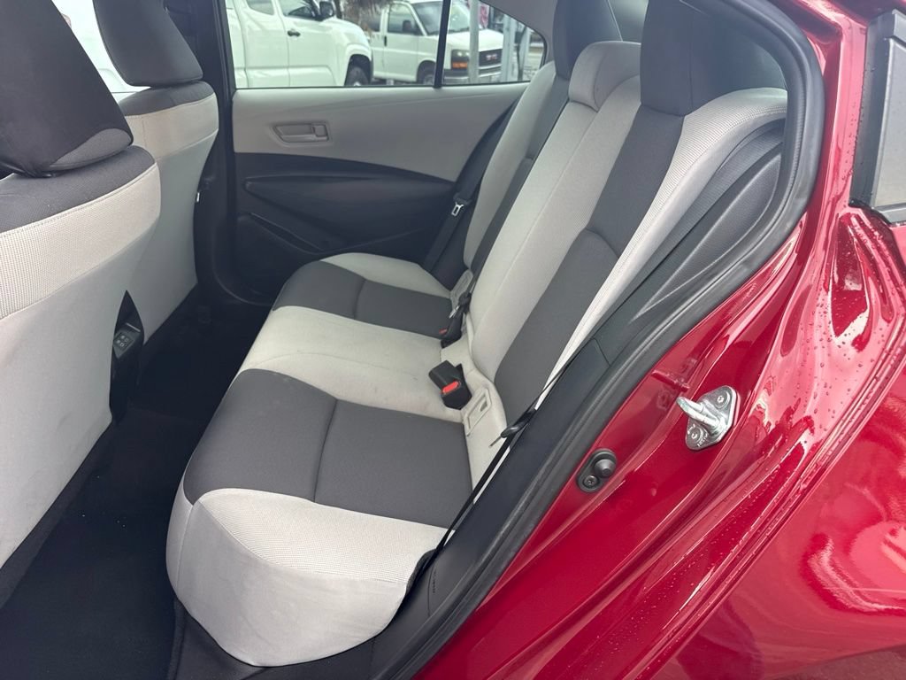 Used 2025 Toyota Corolla LE FWD image 14