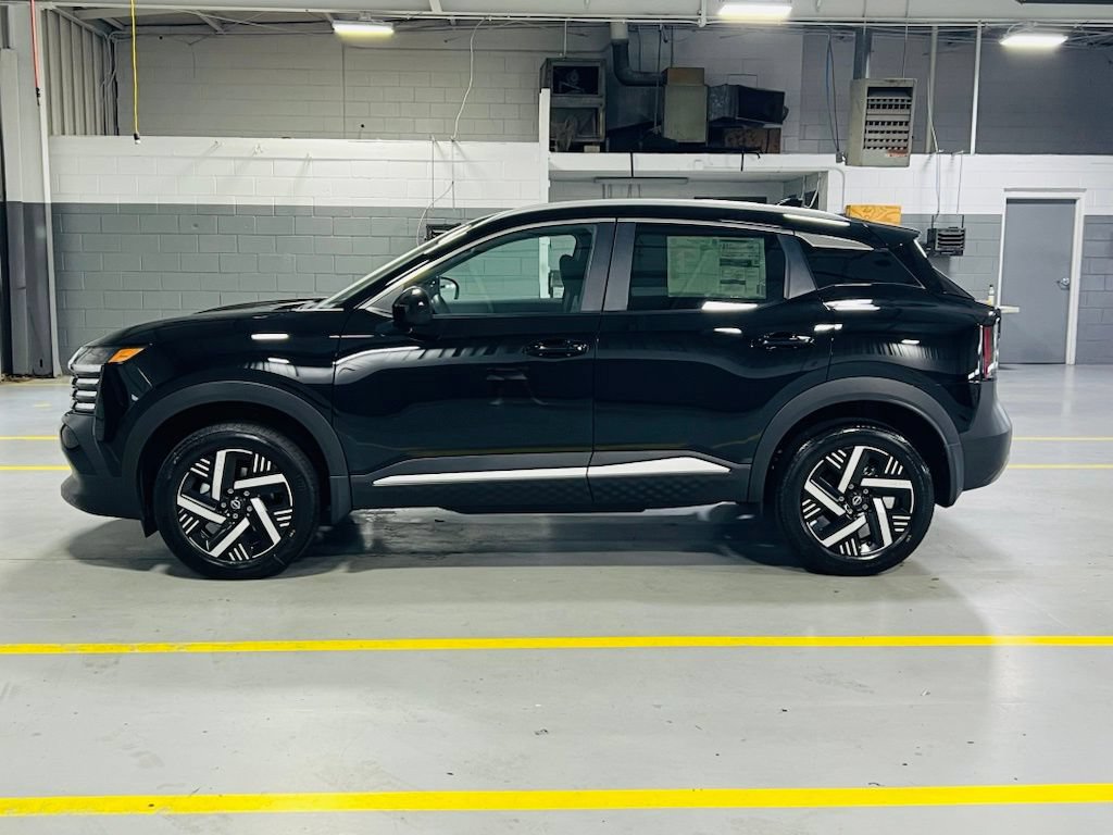 New 2026 Nissan Kicks SV FWD image 12