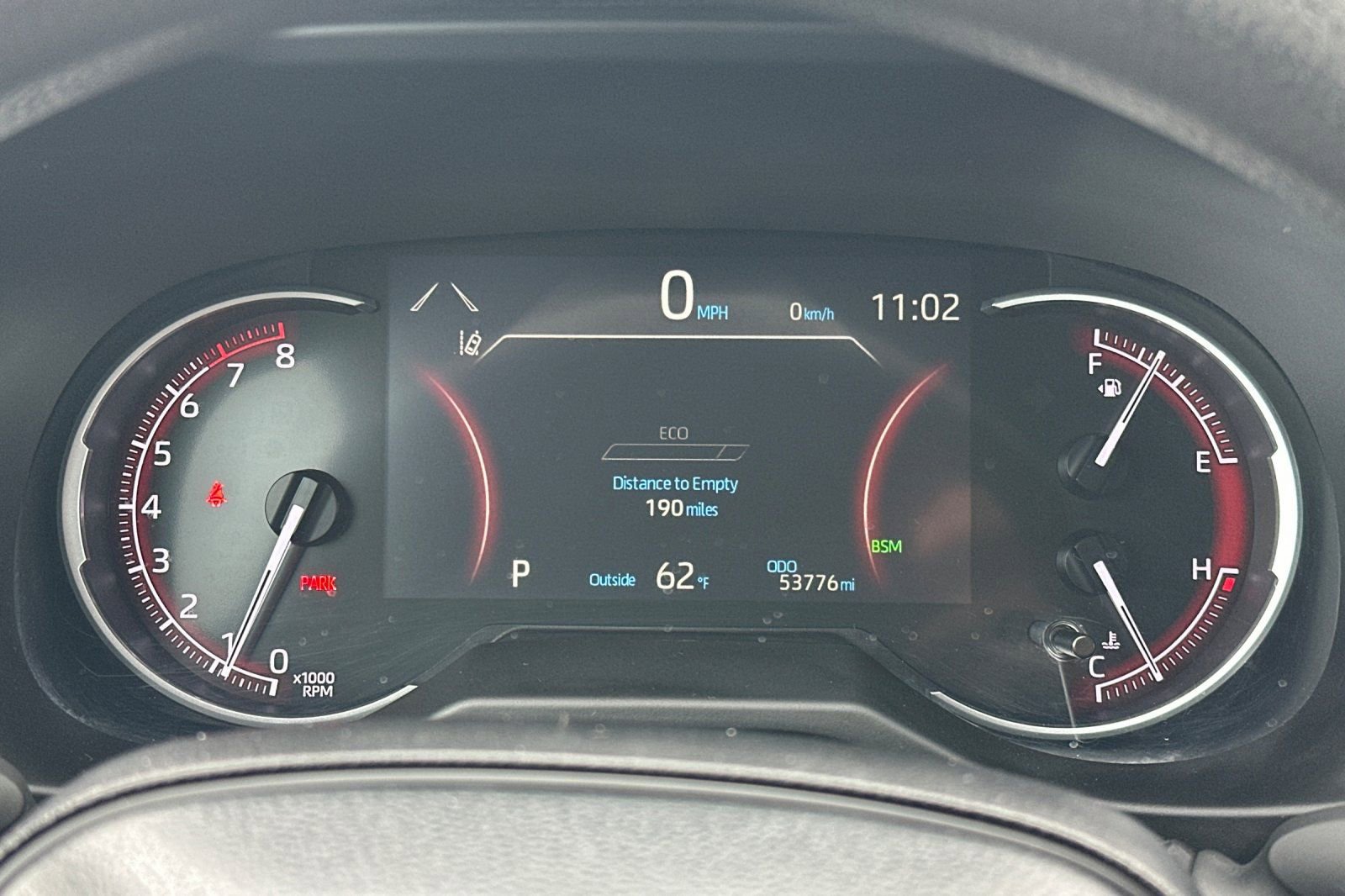 Used 2024 Toyota RAV4 XLE FWD image 30