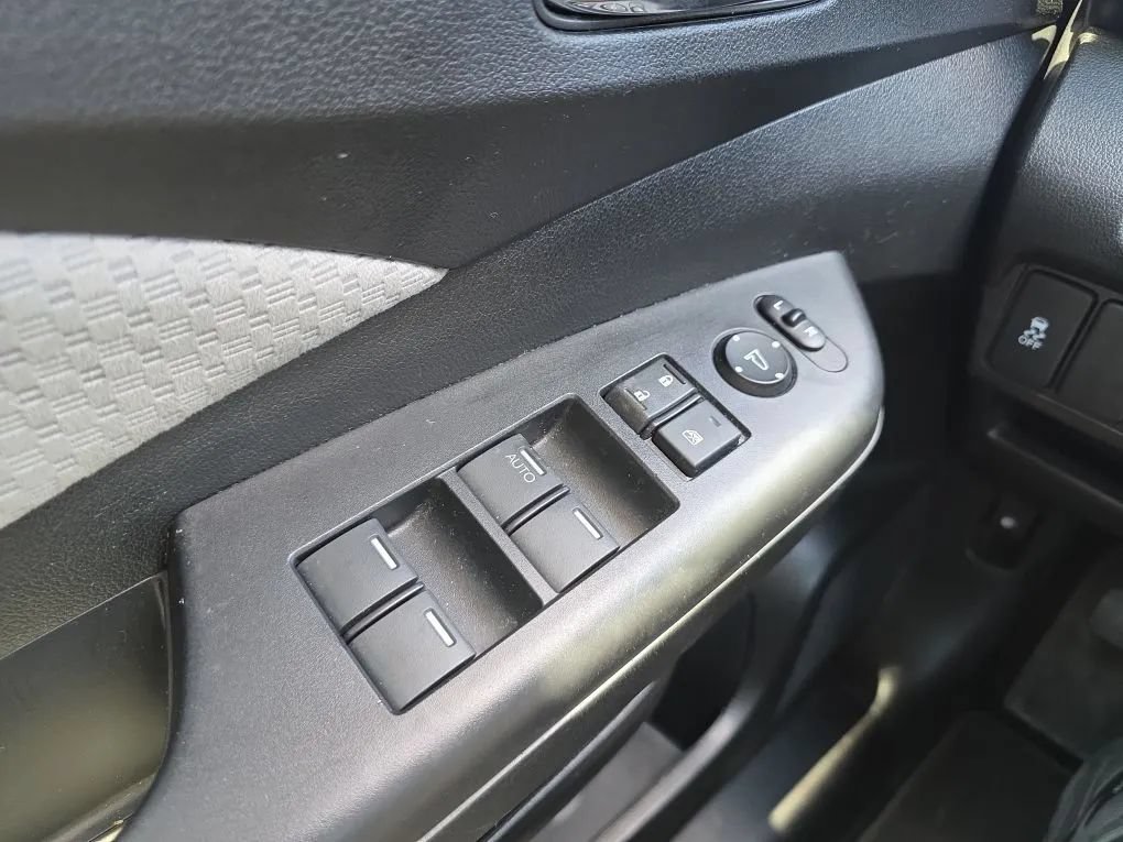 Used 2016 Honda CR-V EX image 25