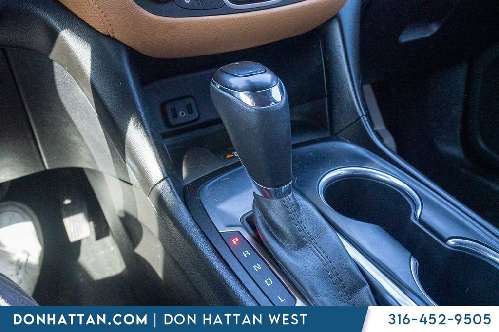 Used 2025 Volkswagen Atlas SE image 9