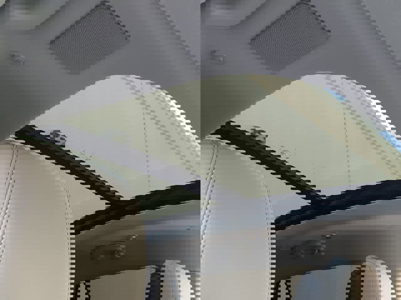 Used 2025 Lincoln Aviator Reserve w/ Luxury Package image 19