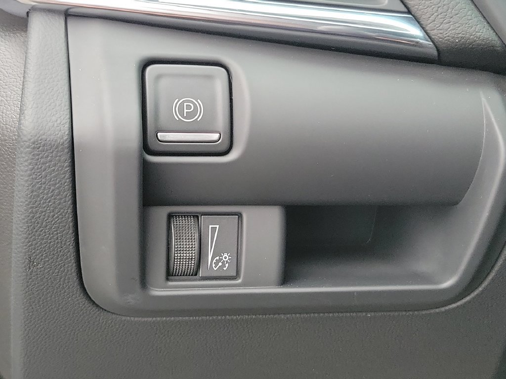 Certified 2024 Cadillac CT4 Luxury RWD image 16