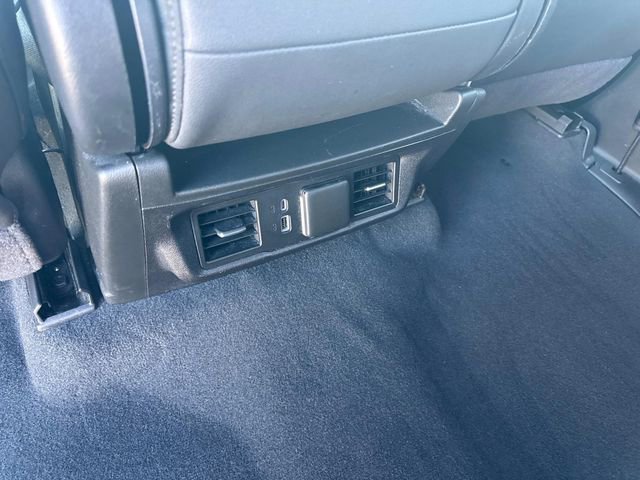 Certified 2025 GMC Sierra 1500 SLT image 16