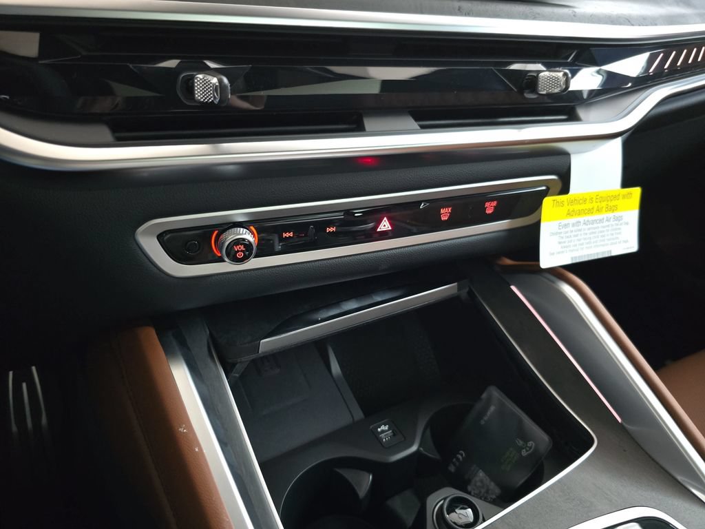 New 2027 BMW X6 M60i AWD/4WD image 24