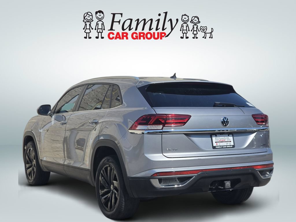 Used 2023 Volkswagen Atlas Cross Sport SE w/ Black Wheel Package AWD/4WD image 3