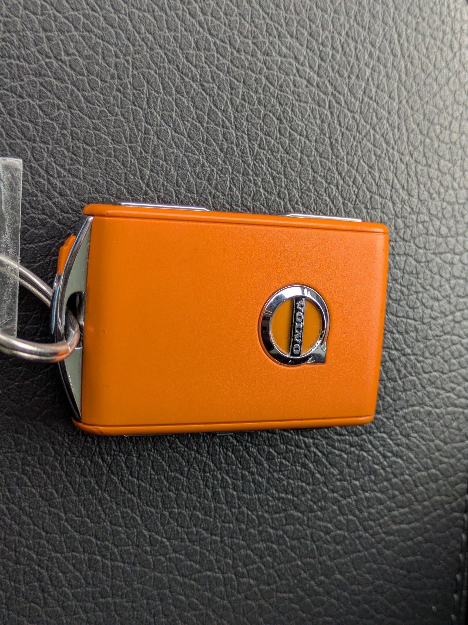 Used 2022 Volvo XC90 T6 Momentum w/ Climate Package image 33