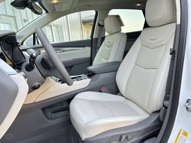 New 2026 Cadillac XT5 Premium Luxury w/ Driver Assist Package AWD/4WD image 25
