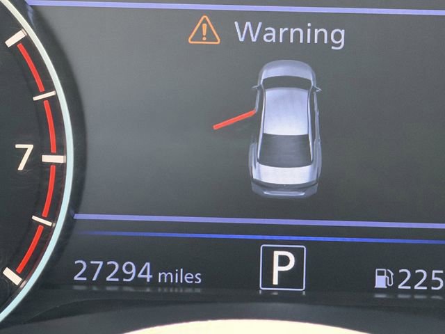 Used 2023 Nissan Altima 2.0 SR image 14